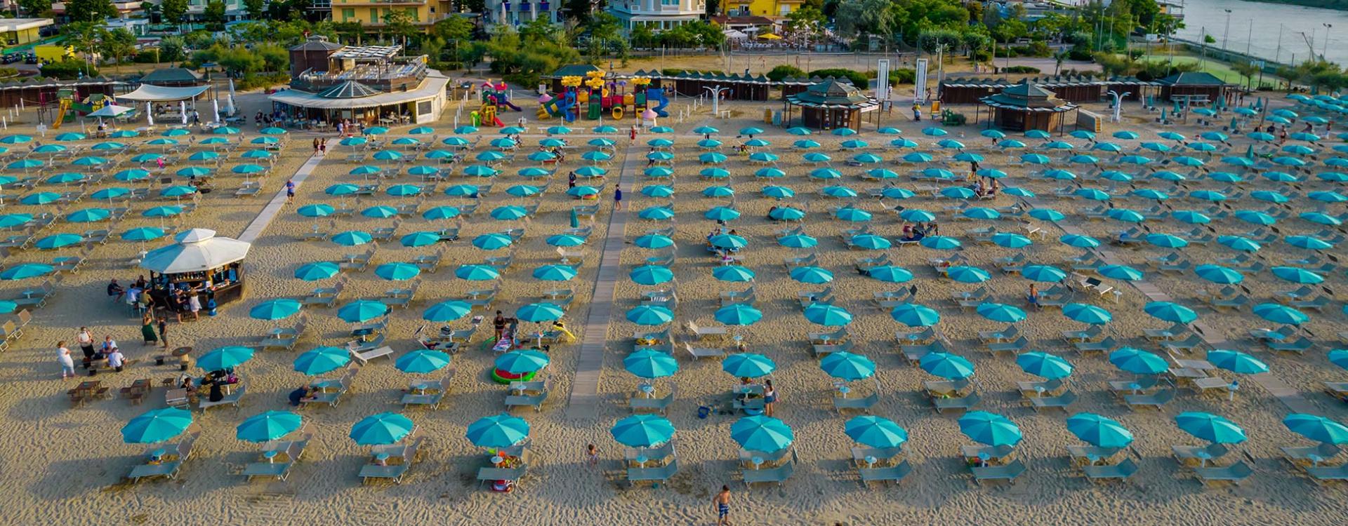 hotelriver.rimini it spiaggia-aperitivi 005